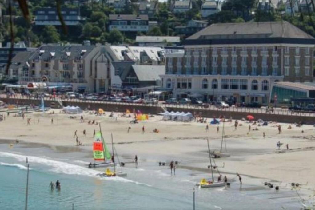 Appartement Plage De Trestraou Perros-Guirec Exterior photo
